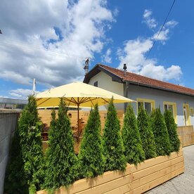 Drevené kvetináče na terasu