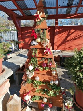 Drevený vianočný stromček