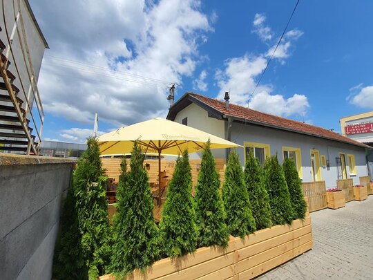 Drevený vyvýšený záhon