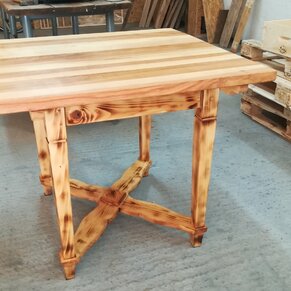 Renovácia starého stolíka